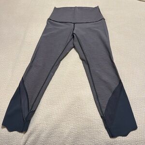 Lululemon cropped leggings size 6 fold over top